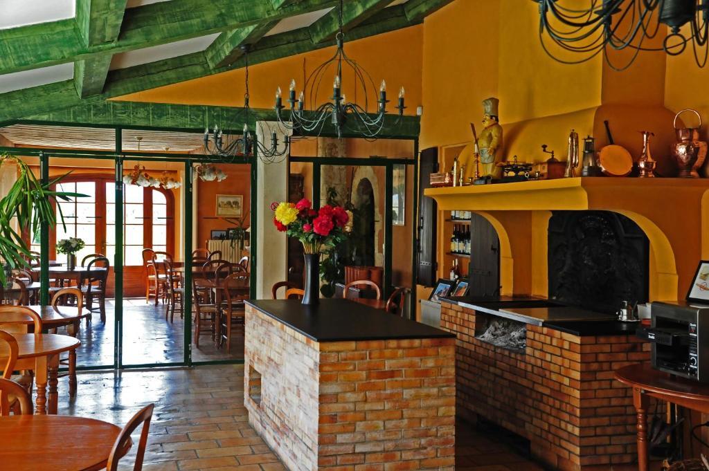 Hotel Mas De La Tour Gargas  Exterior foto